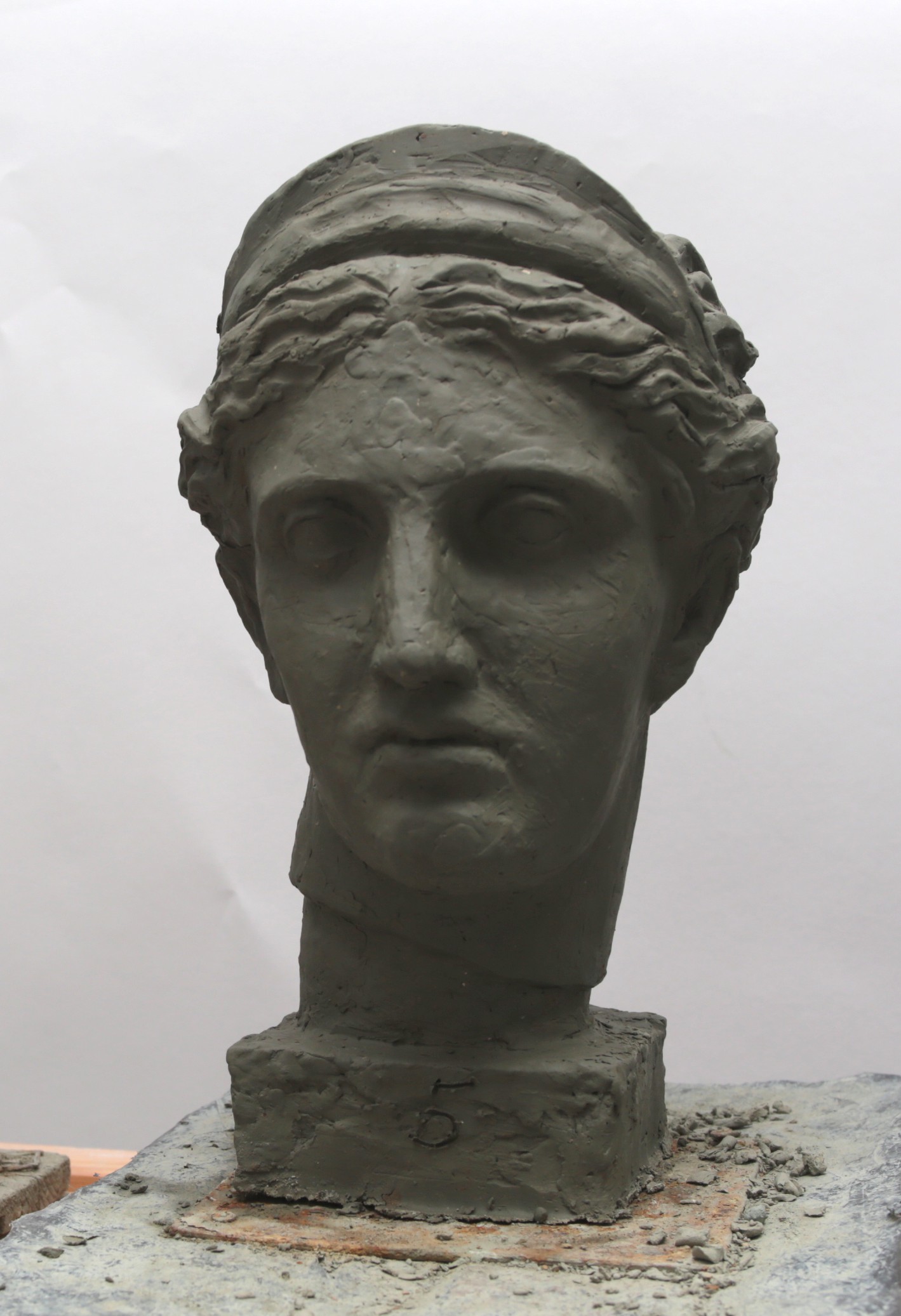 Беляев а